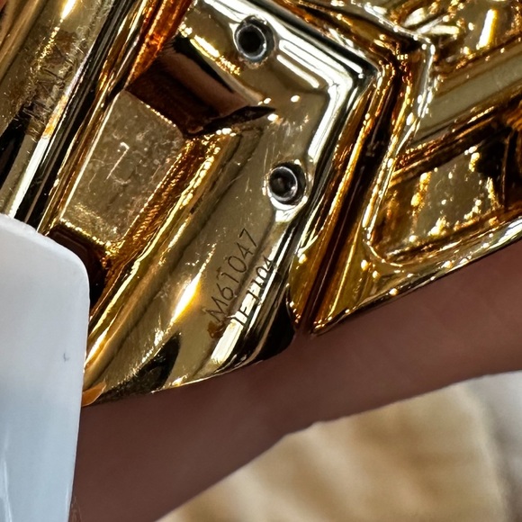 Louis Vuitton Unchain Essential V Gold Tone Choker Necklace - Picture 9 of 9